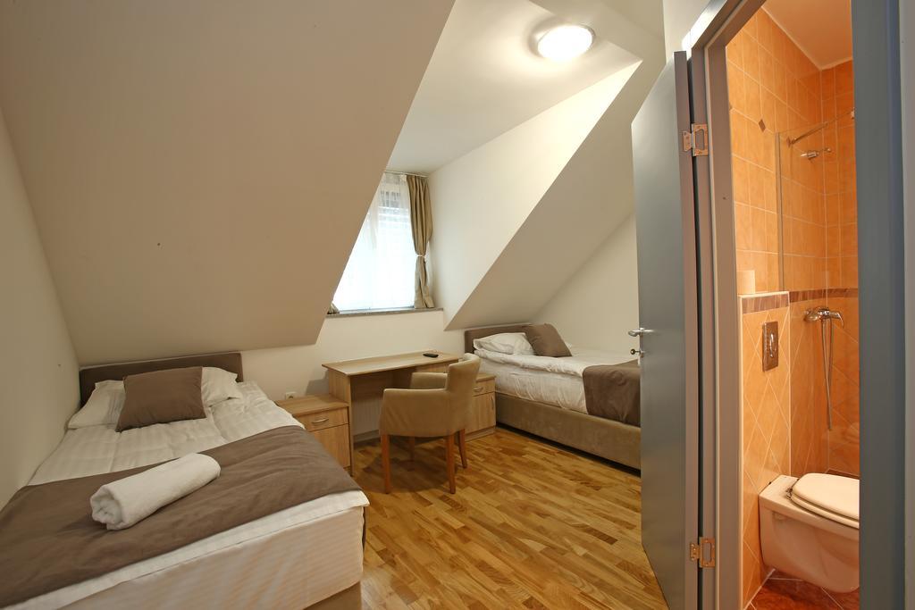 Gostilna In Prenocisca Gedzo Hotel Novo Mesto Kültér fotó