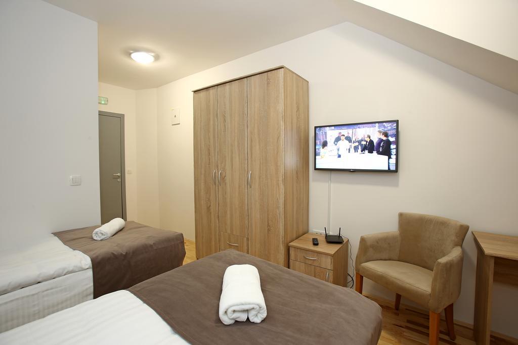 Gostilna In Prenocisca Gedzo Hotel Novo Mesto Kültér fotó