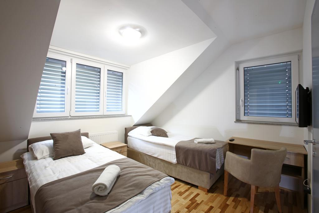 Gostilna In Prenocisca Gedzo Hotel Novo Mesto Kültér fotó