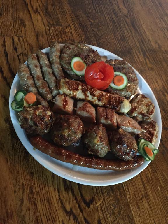 Gostilna In Prenocisca Gedzo Hotel Novo Mesto Kültér fotó